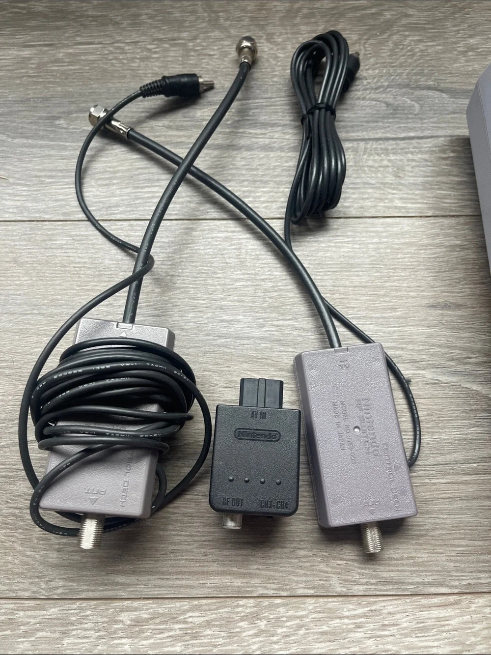 Nintendo Super Nintendo Entertainment System (gray & purple)